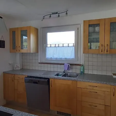 Ferienhaus Niesenblick 펜션 슈피츠
